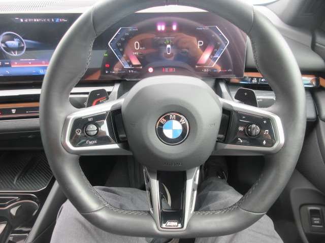 BMW 5SERIES SEDAN 2025 Image 31