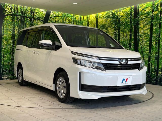 TOYOTA VOXY 2014 Image 31