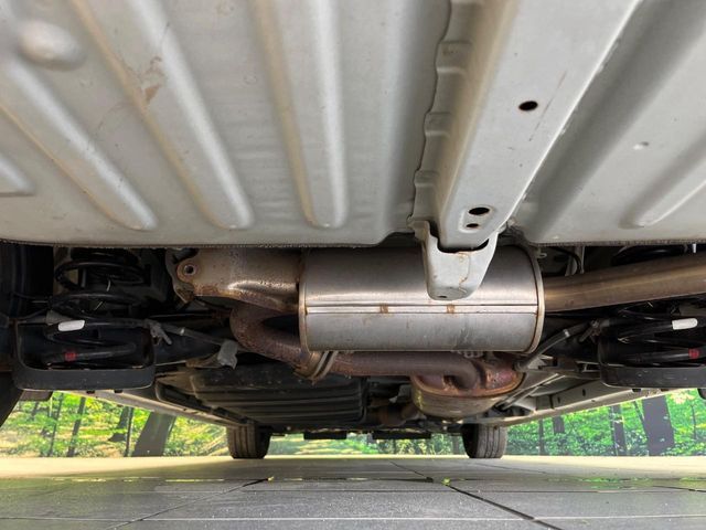 TOYOTA VOXY 2014 Image 31