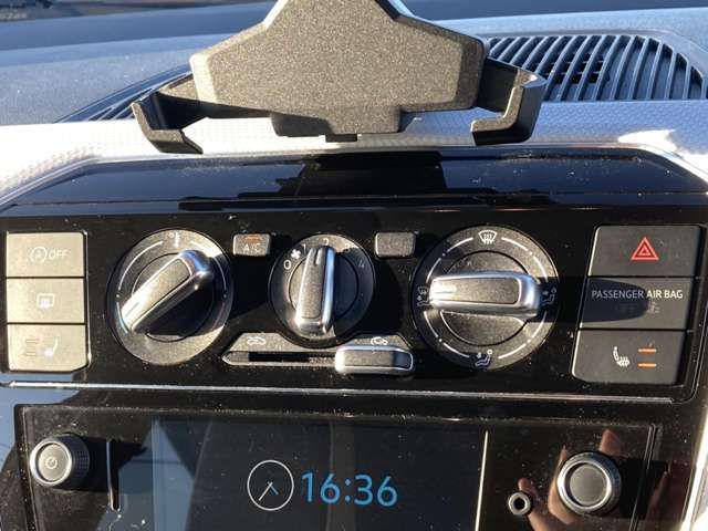 VOLKSWAGEN UP! 2019 Image 31