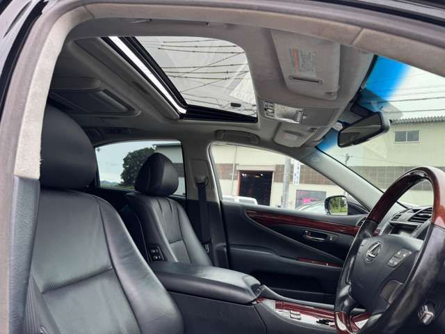 TOYOTA LEXUS LS460 2007 Image 31