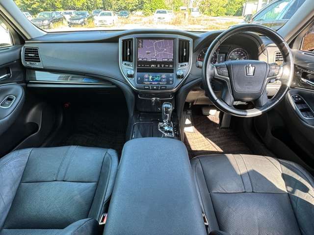 TOYOTA CROWN SEDAN 2013 Image 31