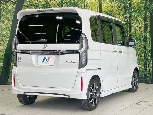 HONDA N BOX CUSTOM 2019 Image 31