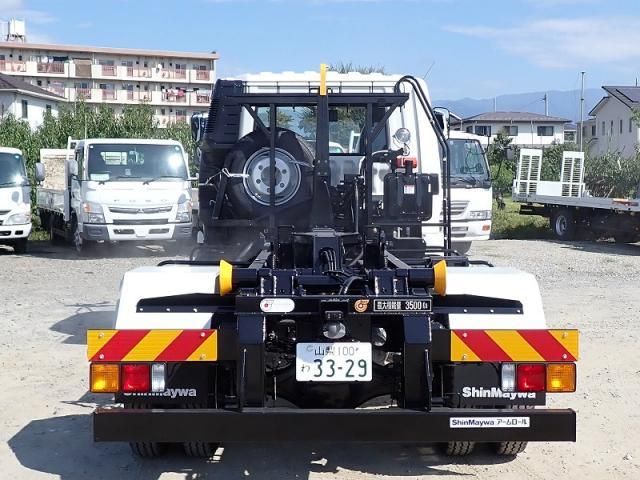 MITSUBISHI FUSOU FIGHTER 2025 Image 31