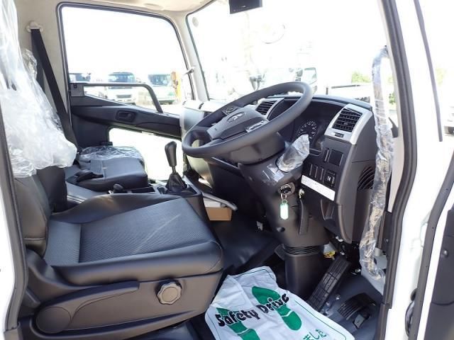 MITSUBISHI FUSOU FIGHTER 2025 Image 31