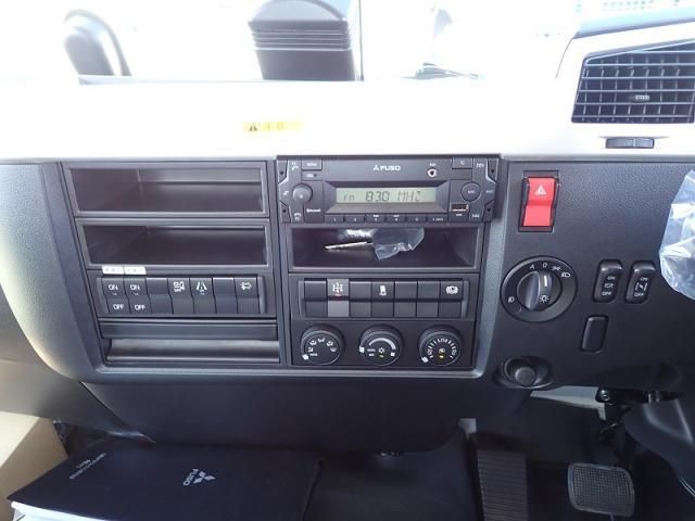 MITSUBISHI FUSOU FIGHTER 2025 Image 31