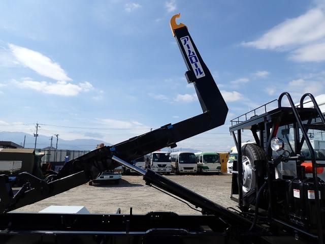 MITSUBISHI FUSOU FIGHTER 2025 Image 31