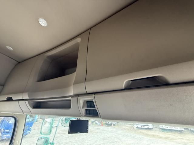 HINO PROFIA 2018 Image 31