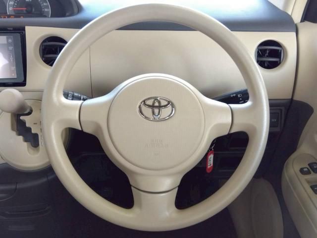 TOYOTA SIENTA 2009 Image 31