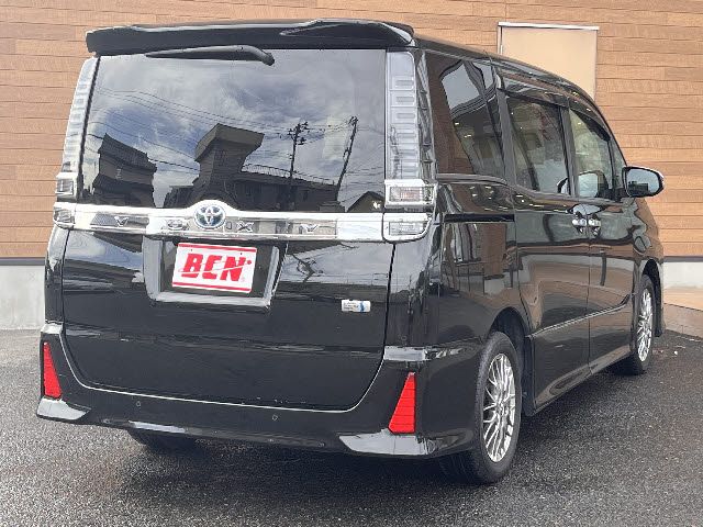 TOYOTA VOXY HYBRID 2021 Image 31