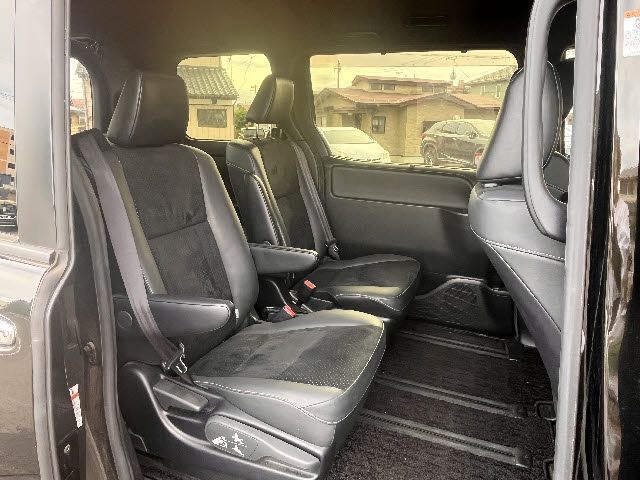 TOYOTA VOXY HYBRID 2021 Image 31