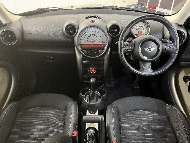 BMW MINI COOPER CROS 2011 Image 31