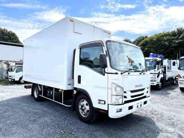 ISUZU ELF 2019 Image 31