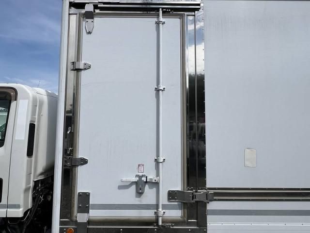 ISUZU ELF 2019 Image 31