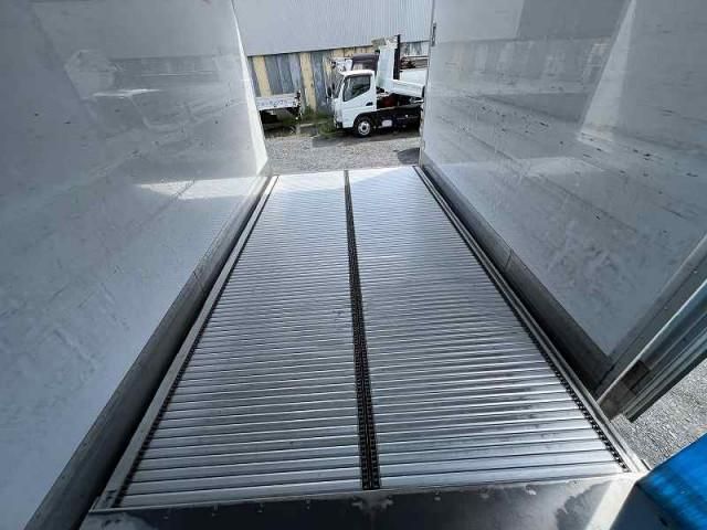 ISUZU ELF 2019 Image 31