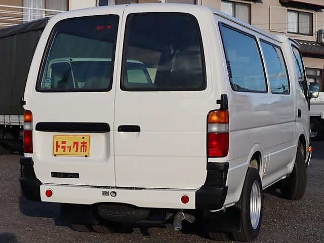 TOYOTA DYNA 2014 Image 31