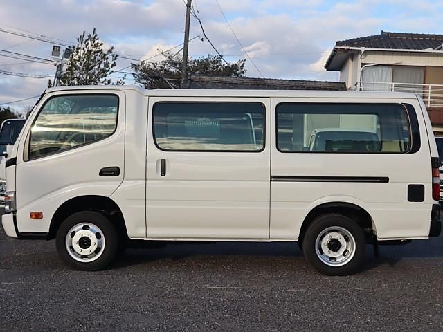 TOYOTA DYNA 2014 Image 31