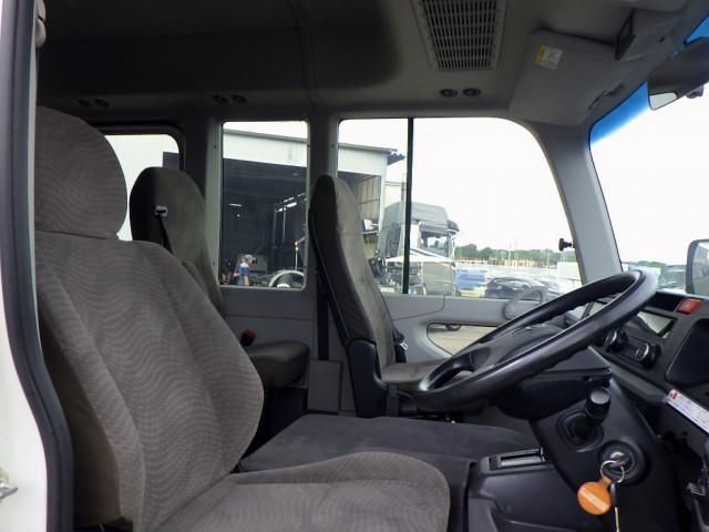 TOYOTA COASTER 2018 Image 31