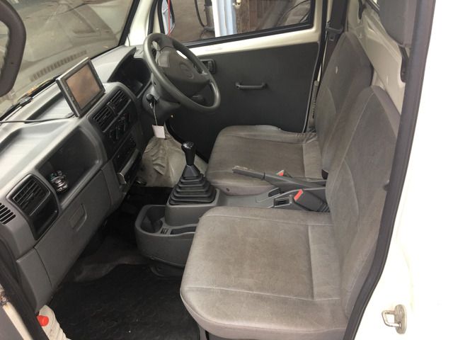 NISSAN CLIPPER TRUCK 2007 Image 31