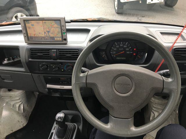 NISSAN CLIPPER TRUCK 2007 Image 31