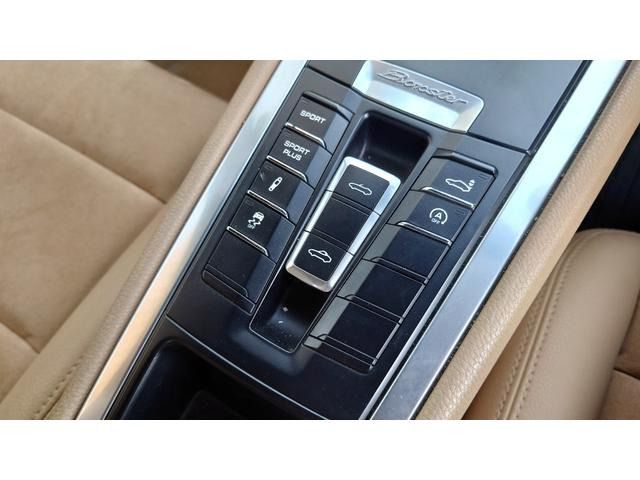 PORSCHE BOXSTER 2014 Image 31