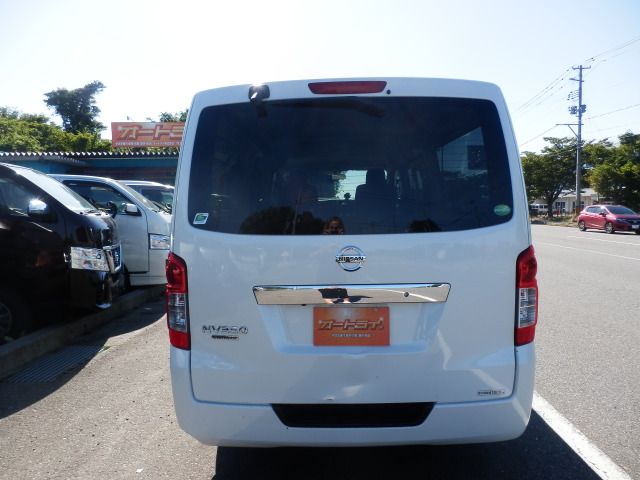 NISSAN NV350 CARAVAN 4WD 2019 Image 31