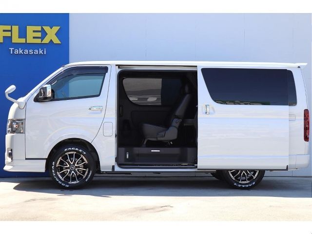 TOYOTA HIACE VAN 4WD 2021 Image 31