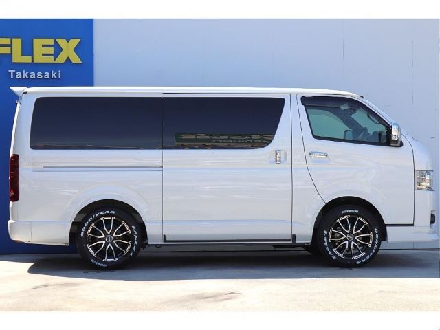 TOYOTA HIACE VAN 4WD 2021 Image 31