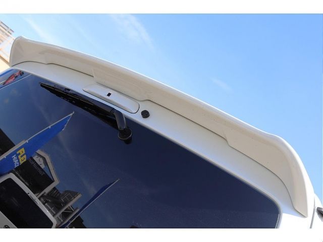 TOYOTA HIACE VAN 4WD 2021 Image 31