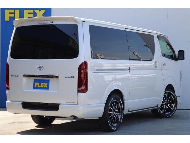 TOYOTA HIACE VAN 4WD 2021 Image 31