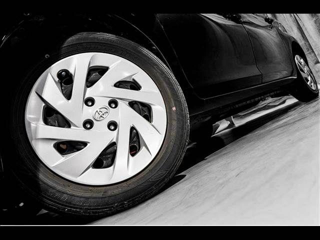 TOYOTA AQUA 2015 Image 31