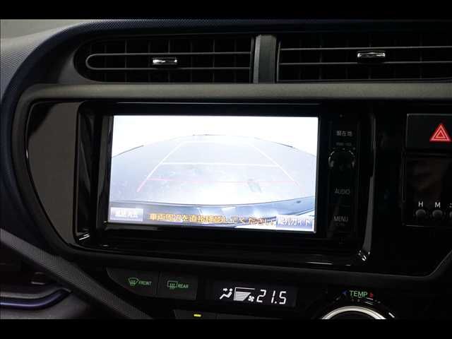 TOYOTA AQUA 2015 Image 31