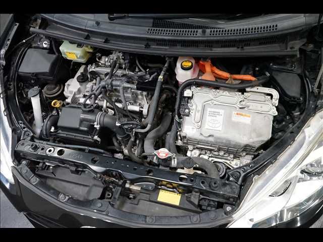 TOYOTA AQUA 2015 Image 31