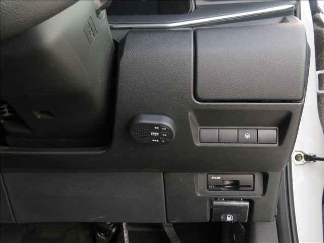 NISSAN NOTE 2020 Image 31