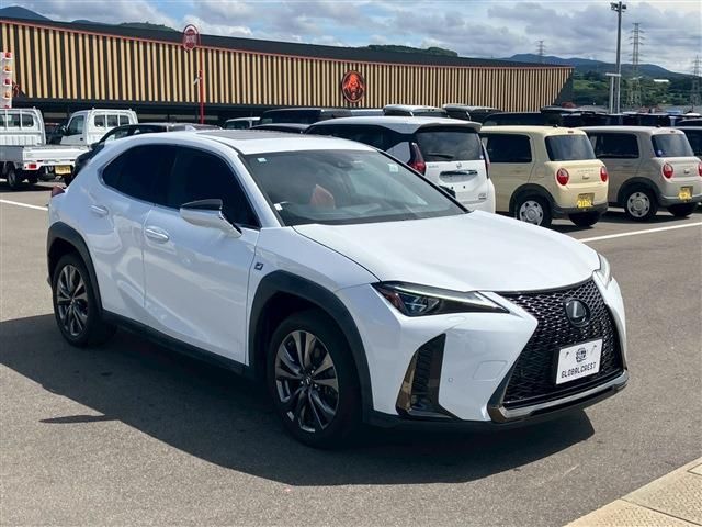 TOYOTA LEXUS UX200 2020 Image 31