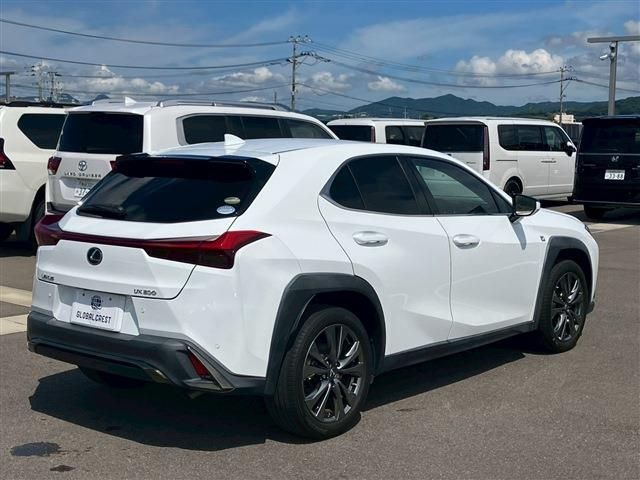 TOYOTA LEXUS UX200 2020 Image 31