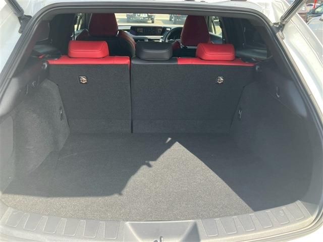 TOYOTA LEXUS UX200 2020 Image 31