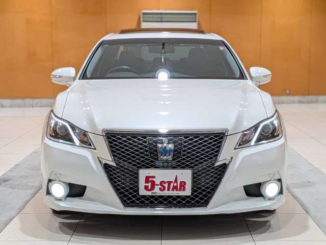 TOYOTA CROWN SEDAN HYBRID 2014 Image 31