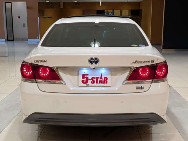 TOYOTA CROWN SEDAN HYBRID 2014 Image 31