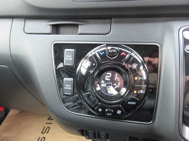 NISSAN CARAVAN VAN 4WD 2025 Image 31