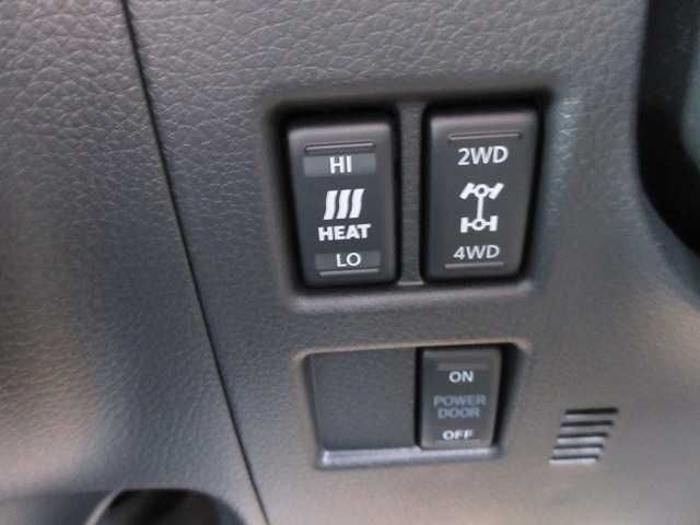 NISSAN CARAVAN VAN 4WD 2025 Image 31