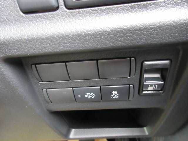 NISSAN CARAVAN VAN 4WD 2025 Image 31