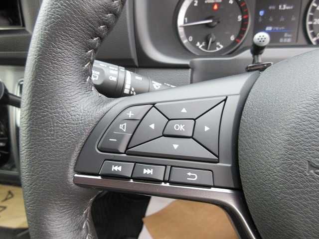 NISSAN CARAVAN VAN 4WD 2025 Image 31