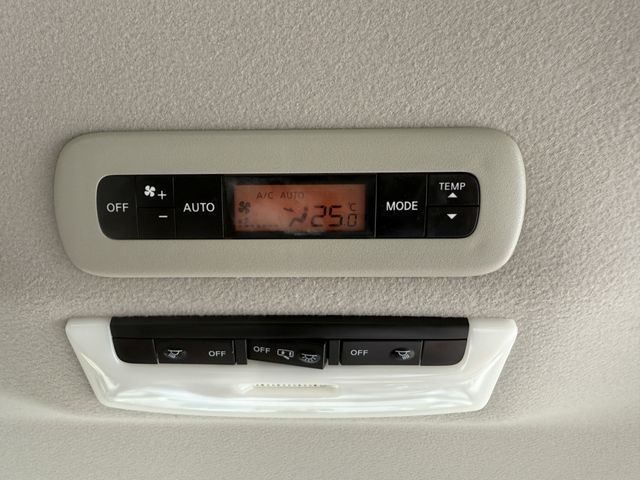 NISSAN SERENA  WG 2018 Image 31