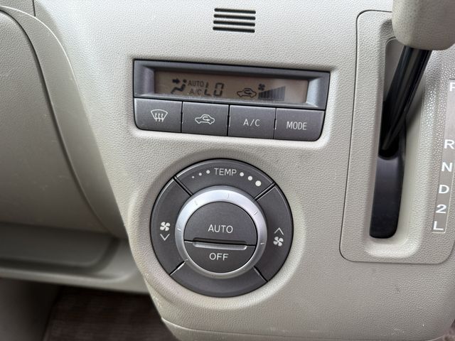 DAIHATSU ATRAI WAGON 2015 Image 31