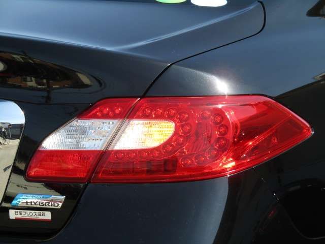 NISSAN CIMA HYBRID 2015 Image 31