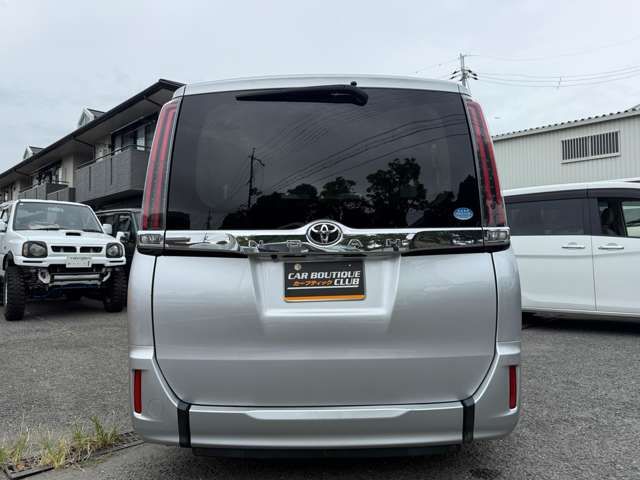 TOYOTA NOAH 2018 Image 31