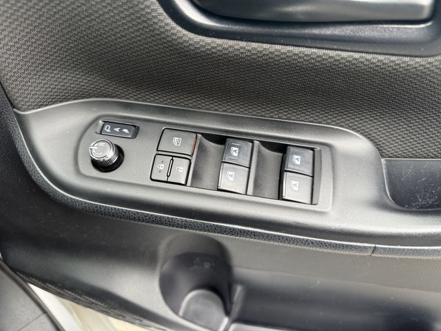 TOYOTA NOAH 2018 Image 31