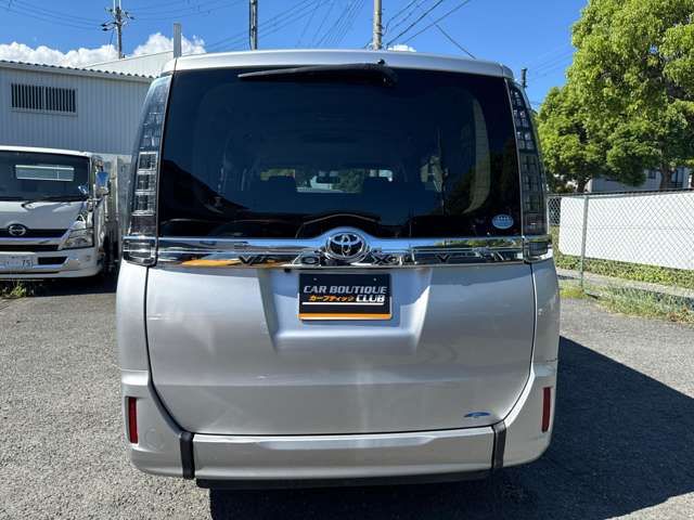 TOYOTA VOXY 2017 Image 31