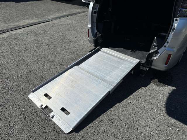 TOYOTA VOXY 2017 Image 31